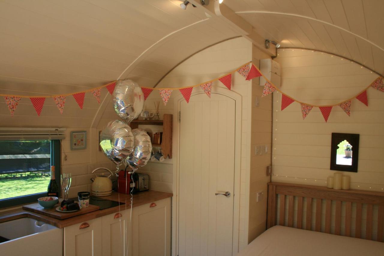 Orchard Farm Luxury Glamping And Campsite Гластонбери Экстерьер фото